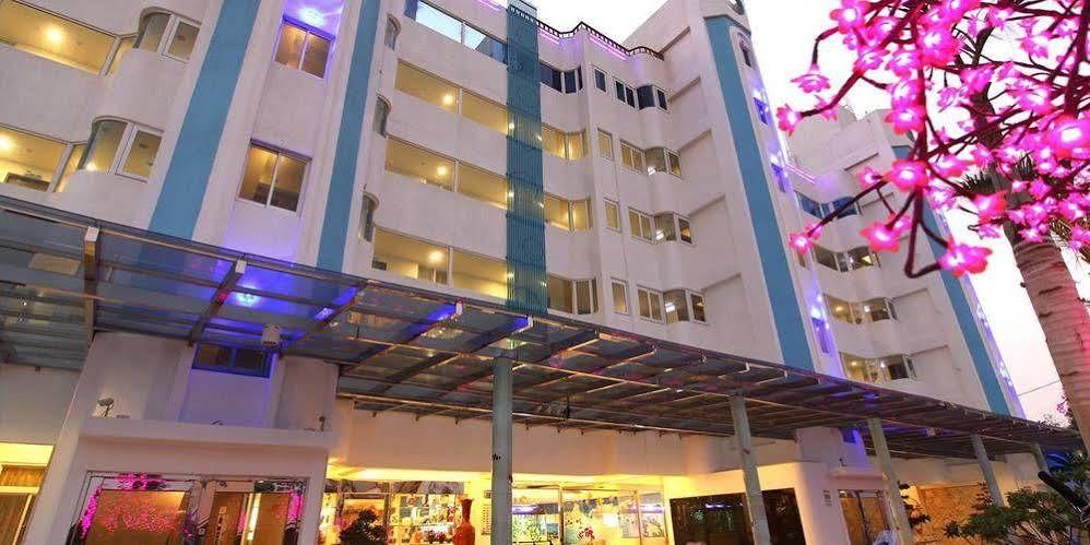 Clownfish Resort Hằng Xuân Cổ Trấn Ngoại thất bức ảnh